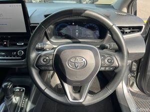 Toyota Corolla LUNA 1.8 HYBRID // DIGITAL CLUSTER - Image 4