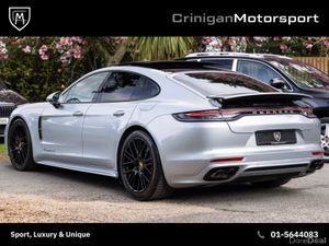 Porsche Panamera 4 E-Hybrid Platinum Edition - Image 2
