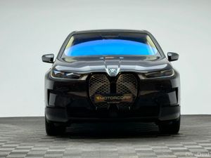 BMW iX 40 SPORT XDRIVE - Image 2