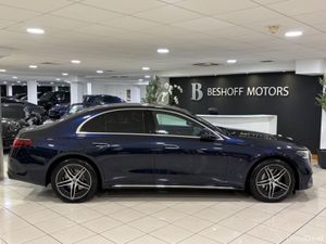 Mercedes-Benz E-Class 300e AMG LINE PREMIUM=HUGE S - Image 2