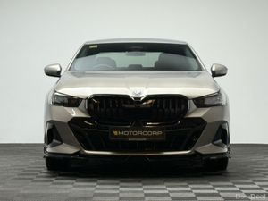 BMW 5-Series 530E M SPORT - Image 2