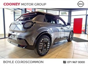 Nissan Micra 52 kWh Advance. High spec with big ba - Image 3