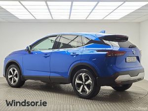 Nissan Qashqai 1.3 PET MILD HYBRID SV PREMIUM - Image 4