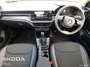 Skoda Fabia FABIA ESSENCE 1.0MPI 80HP - Image 3