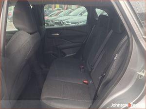 Nissan Qashqai 1.3 PET MILD HYBRID SV - Image 4
