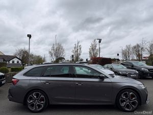 231 Skoda Octavia VRS RS Estate Auto *Low Miles* - Image 4