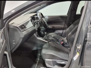 Volkswagen Polo ** R-LINE ** 1.0 TSI ** 80BHP ** M - Image 4