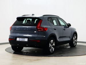 *81* 2023 Volvo XC40 1.5 recharge t4 plus - Image 4