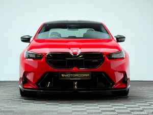 BMW M5 M5 4.4 PHEV 727HP HELLROT RED - Image 2