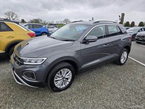 Volkswagen T-Roc Life - Image 2