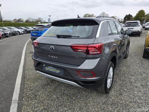 Volkswagen T-Roc Life - Image 4