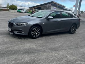 Vauxhall Insignia  ( NEW 2 YEAR NCT )!! - Image 2