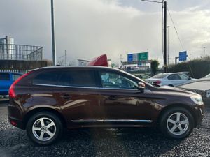 Volvo XC60 2.0L Diesel Automatic Cream Leather Sun - Image 3