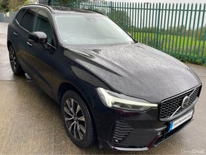 Volvo XC60 B4 PLUS DARK 5DR DIESEL AUTO - Image 2