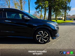 2017 Honda Vezel Rs 1.5 Petrol Hybrid Auto Topspec - Image 3