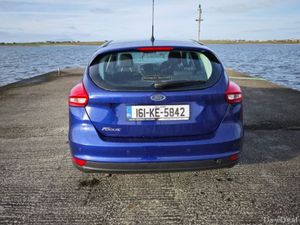 Ford Focus 1.5 TDCI Titanium 120PS 6SP 5DR - Image 4