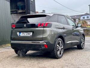 Peugeot 3008 2017 diesel manual - Image 4