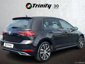 Volkswagen Golf ** HIGHLINE ** HUGE SPEC ** LOW KM - Image 3