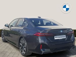 BMW 5-Series 530e M Sport - Image 2