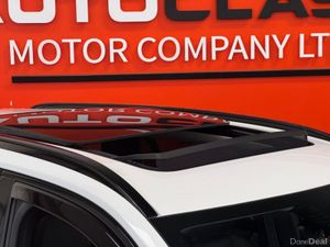 Volvo XC90 T8 Ultimate Recharge AWD 306PS - Image 3