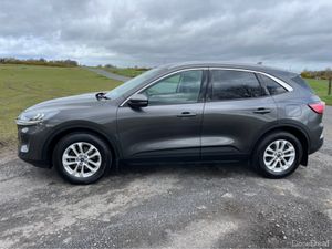 Ford Kuga TITANIUM 1.5 TD 120 S6.2 M6 F 4DR - Image 4