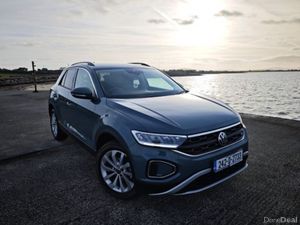 Volkswagen T-Roc Spec ED 2.0tdi M6F 116HP - Image 2