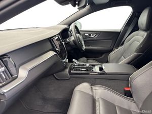 Volvo V60 T6 PLUS DARK *SPECIAL OFFER* € PER WEEK - Image 3
