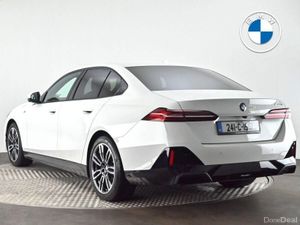 BMW 5-Series 520i M Sport Saloon - Image 2