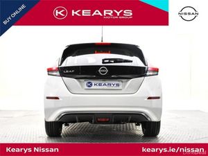 Nissan Leaf SV Premium 62 kWh - ULTRA LOW KILOMETR - Image 3