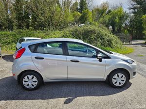 Ford Fiesta 2013 1.2 low mileage only 105klm - Image 3