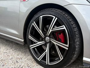 Volkswagen Golf GTi 2.0 TSi Automatic Mk7.5 - Image 4