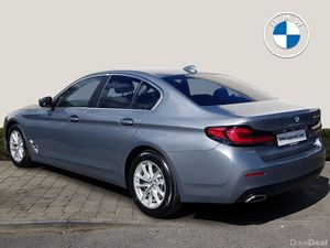 BMW 5-Series 520d SE - Image 2