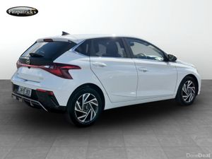 Hyundai i20 Deluxe 2024 - €500 voucher included - Image 4