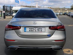 Mercedes-Benz E-Class 2022 - Image 4