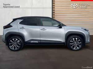 Toyota Yaris Cross YARIS CROSS LUNA SPORT BI - Image 3