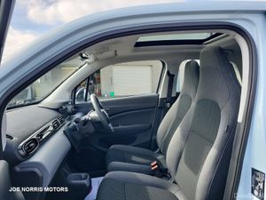 Leapmotor T03 DESIGN 5DR AUTO ELECTRIC DEMO - Image 3