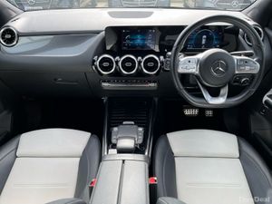 Mercedes-Benz GLA 200 Progressive Line Compact SUV - Image 4