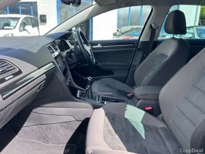 2018 VW GOLF 1.6TDI HL MK7.5 DIGITAL DISPLAY - Image 4