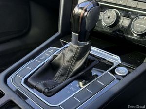 Volkswagen Passat 2.0 TDI R-line 150BHP Auto - Image 4
