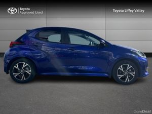 Toyota Yaris YARIS HYBRID LUNA SPORT - Image 3
