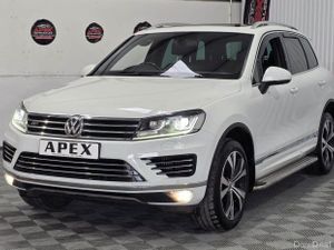 Volkswagen Touareg DIESEL ESTATE - Image 2