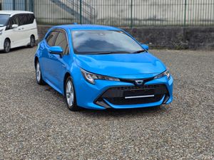 2019 Toyota Corolla Sport Hybrid - Image 2