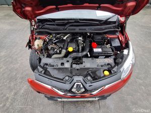 192 Renault Captur  Iconic  1.5 Diesel - Image 4