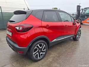 192 Renault Captur  Iconic  1.5 Diesel - Image 3