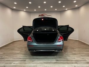 LOW MILES MERCEDES-BENZ E220 AMG LINE AUTO (2019) - Image 4