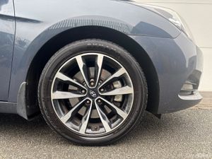 2016 HYUNDAI I-40 EXEC 1.7 FSH LOW KM NCT - Image 4