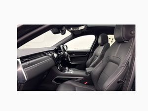 Jaguar F-pace F-Pace Estate Special Editions R-Dyn - Image 3