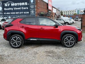 2024 Toyota Yaris Cross 1.5 HYBRID SOL - Image 2