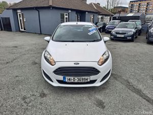 Ford Fiesta 2014 EXCEPTIONALLY LOW KMS ZETEC 5DR - Image 3