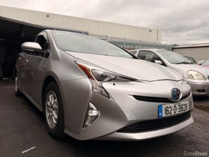 Toyota Prius 2016 With fresh NCT - Image 3